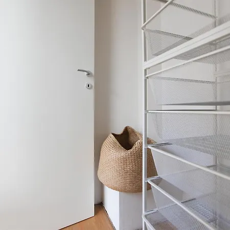 Apartment Beautiful Loft Near Navigli Milan
